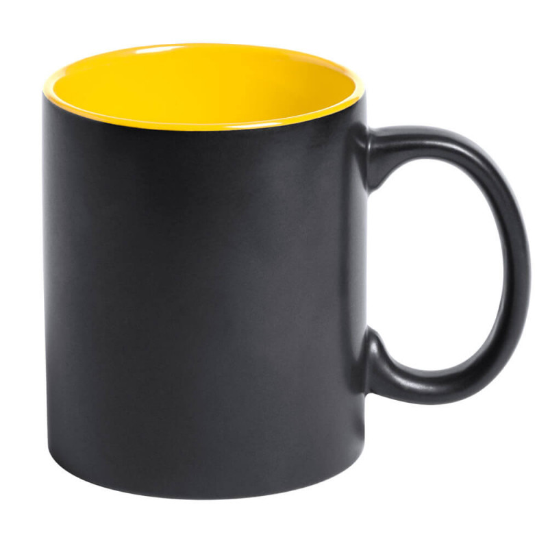Mug noir et jaune gravé