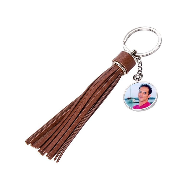 Porte clé long plumeau brun à personnaliser Porte clé long plumeau brun à personnaliser