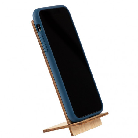 support smartphone en bois gravé
