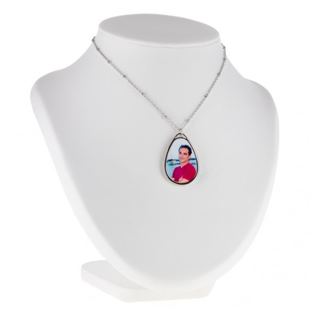 Pendentif et collier en forme ovale personnalisé photo