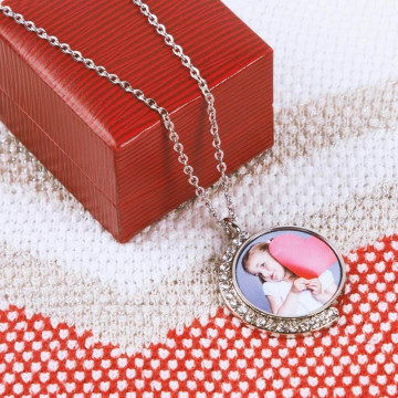 Collier rond strass argenté personnalisé photo