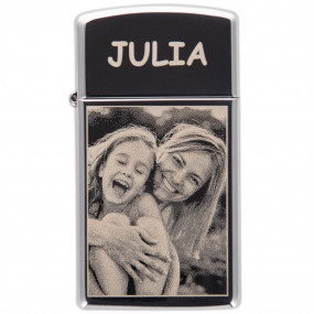 Zippo gravé avec le prénom des amoureux