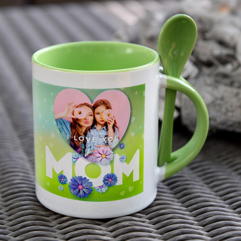 Mug vert personnalisé avec cuillère