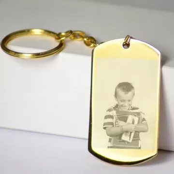 Porte-clés doré personnalisé gravé photo