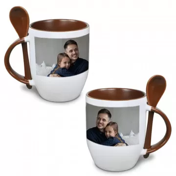 Mug marron personnalisé avec une petite cuillère
