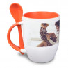 Mug orange et sa cuillere