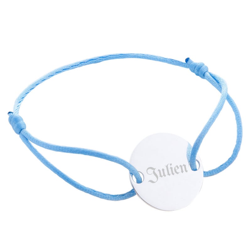Bracelet rond avec trou accroche en argent gravé et cordon bleu