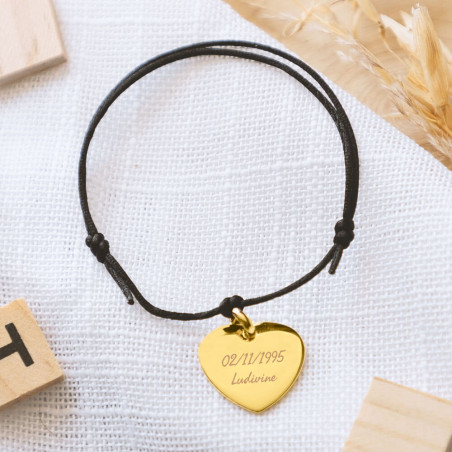 Bracelet cordon élégant avec gravure texte sur coeur plaqué or