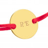 Bracelet petit rond plaqué or à personnaliser avec cordon tissu rouge