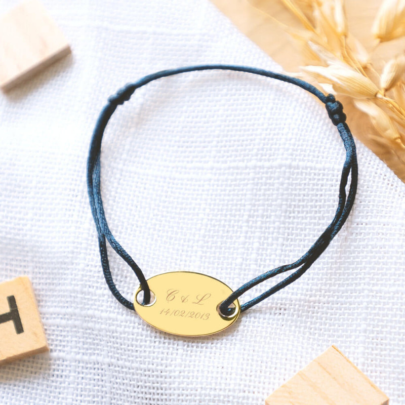 Bracelet plaqué or ovale personnalisé avec cordon bleu foncé