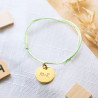 Bracelet vert avec pendentif rond plaqué or personnalisable