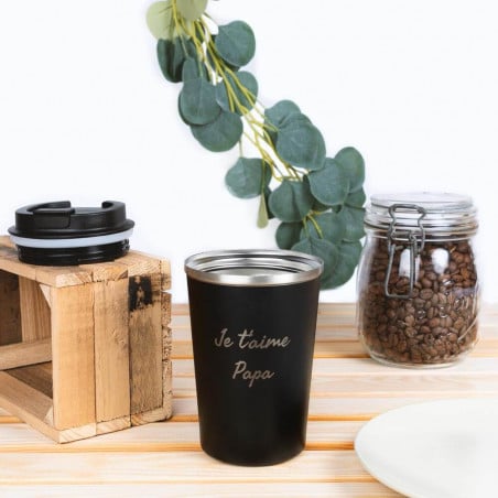 Mug isotherme de couleur noir avec gravure texte