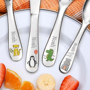 Coffret couverts enfants animaux colorés gravés