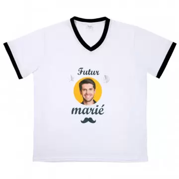 Tee shirt blanc avec bord noir à personnaliser
