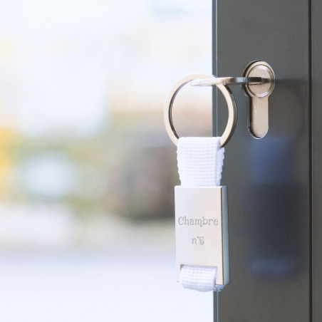 Porte clé métal et tissu blanc personnalisé
