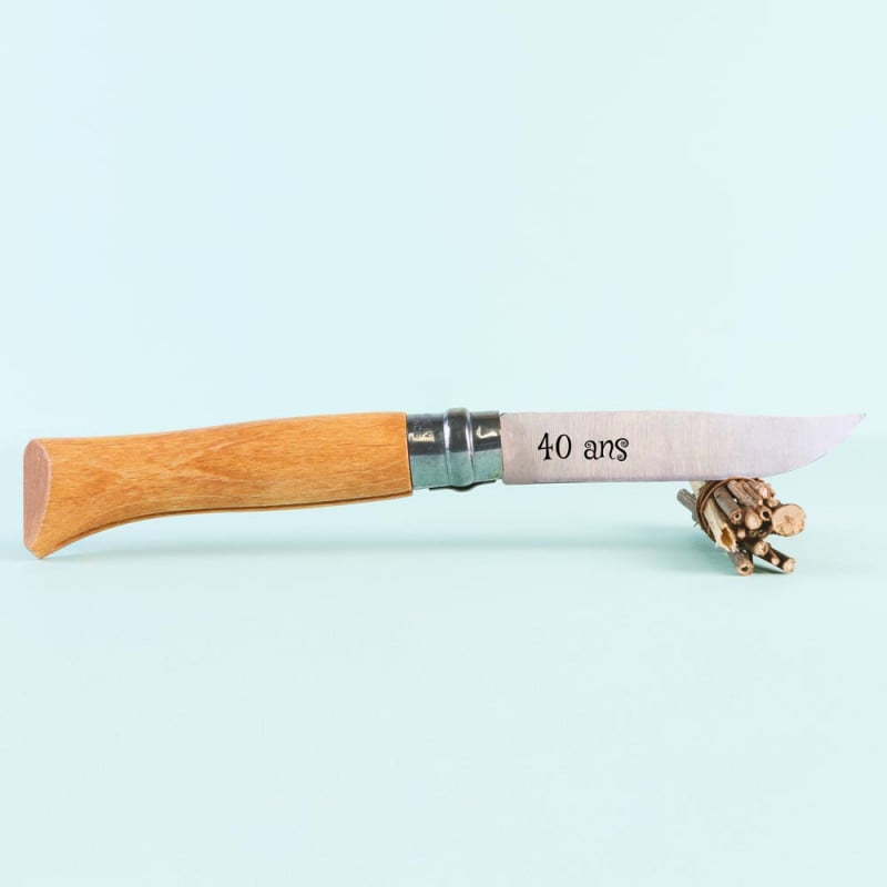 Coffret couteau Opinel zoom gravure