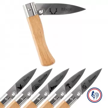 Couteau chêne personnalisé | Gravure texte et design nature