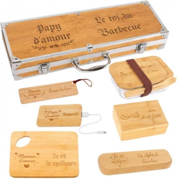 Cadeau en bois personnalisé avec gravure unique | collection mots d’amour