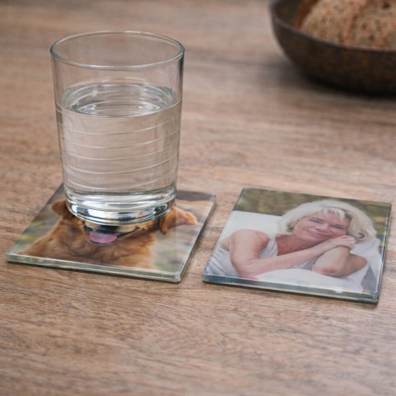 Dessous de verre en verre carré