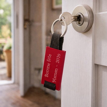 Porte clé rouge gravé