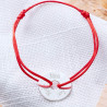 Bracelet disque argent gravé et cordon rouge