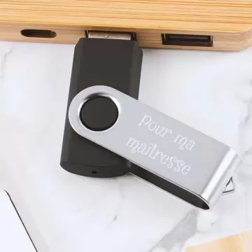 Clé USB noir twister gravé