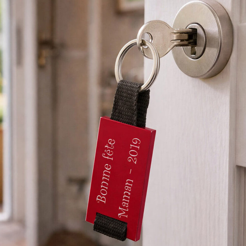 Porte clé aluminium rouge gravé