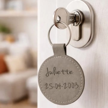 Porte clé rond cuir beige gravé