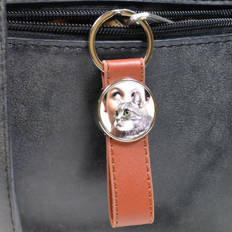 Porte clé cuir long brun rond personnalisé