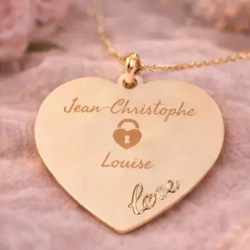 Collier cœur Love plaqué or gravé
