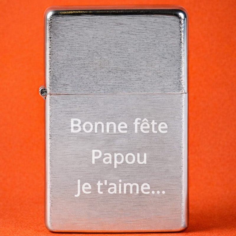 Briquet métal argenté tempête gravé