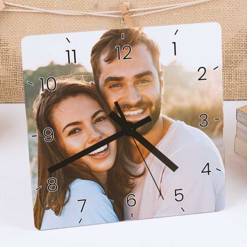 Horloge carré personnalisé