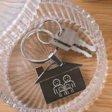 Porte clef maison famille gravé