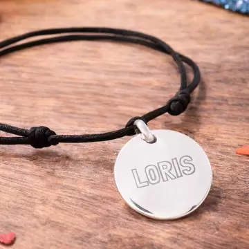 Bracelet rond argent personnalisé gravé