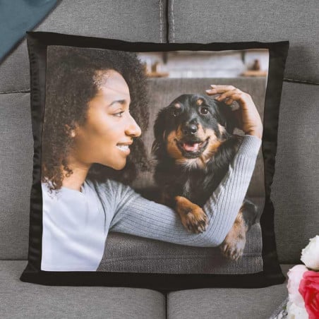 Coussin noir imprimé photo