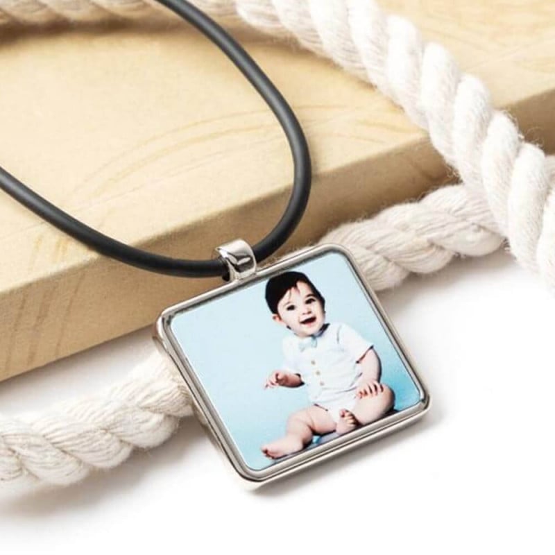 Collier carré personnalisé photo