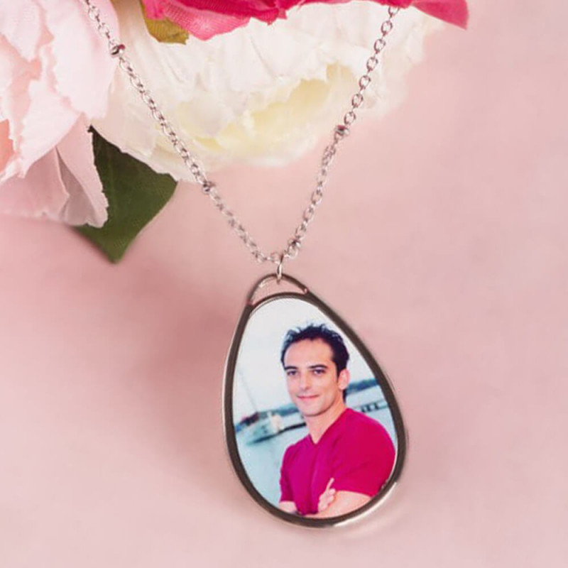 Collier ovale photo