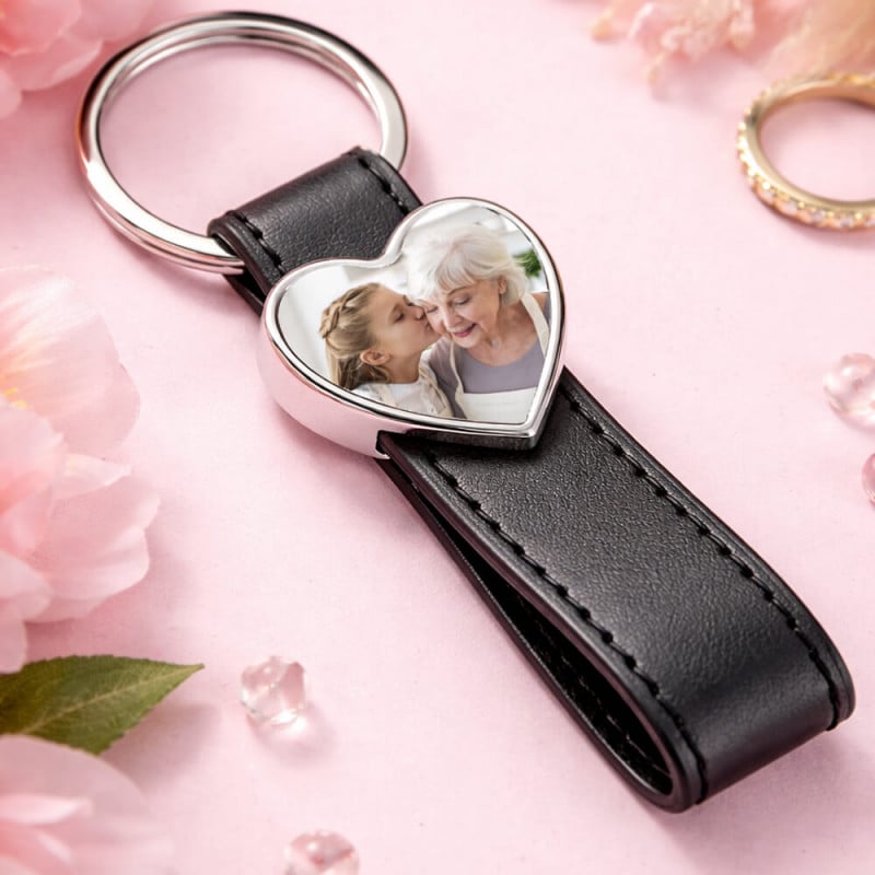 Porte clé cuir long cœur personnalisé