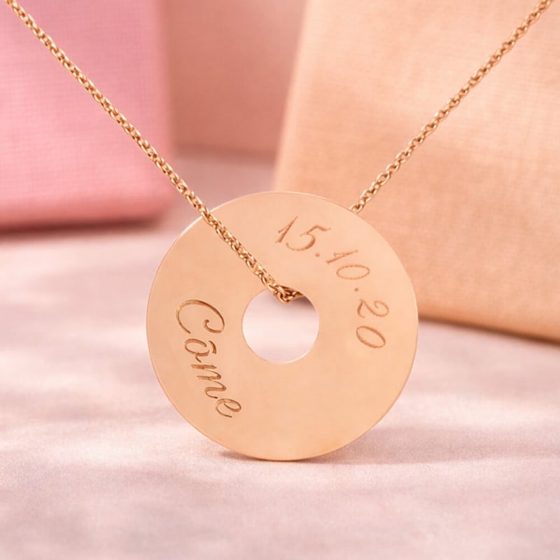 Collier disque plaqué or personnalisé