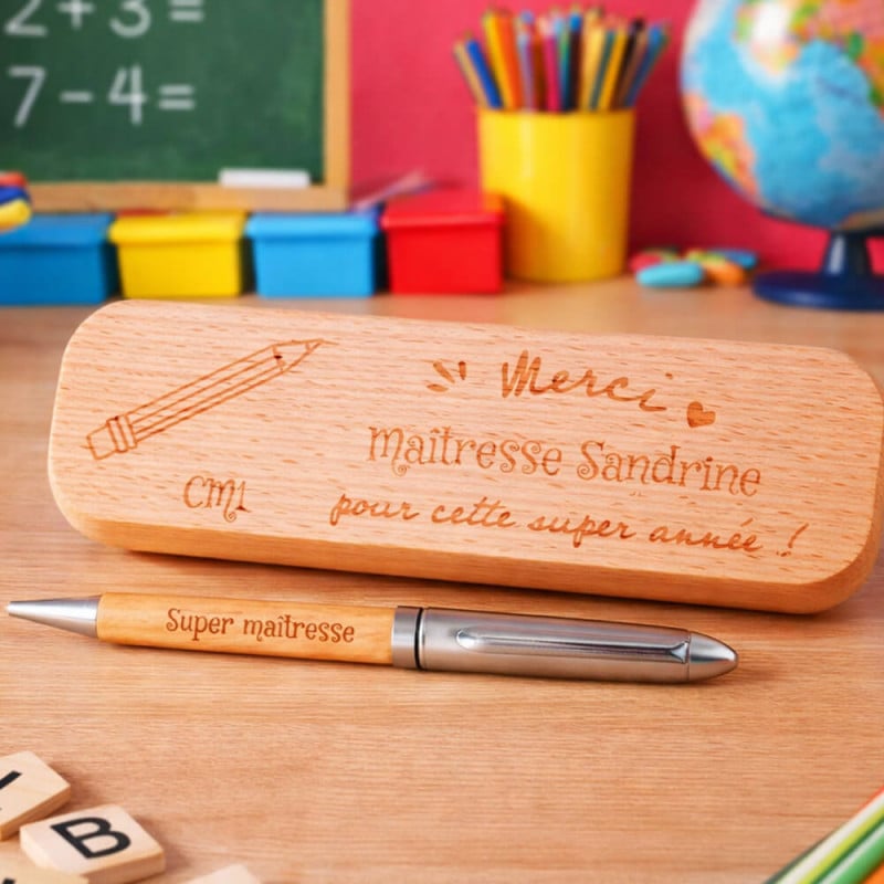 Coffret stylo bois Maitresse personnalisé