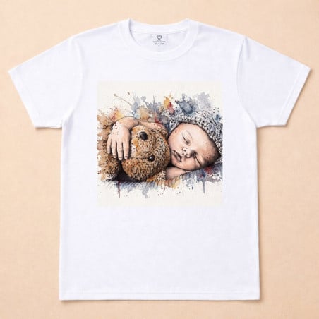 effet aquarelle colorée IA sur t shirt femme