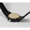 Montre plastique noire avec gravure texte