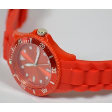 Montre rouge personnalisée avec gravure texte